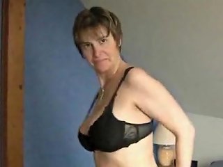 Short Haired Mature Rubbs Her Nipples And Finger Her Nast Any Porn